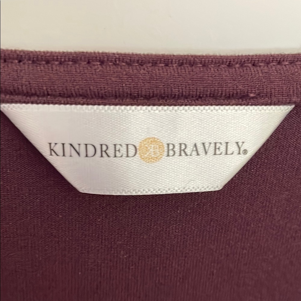 Kindred Bravely Nursing Burgundy Long Sleeve Top Medium New Mom - Picture 3 of 5